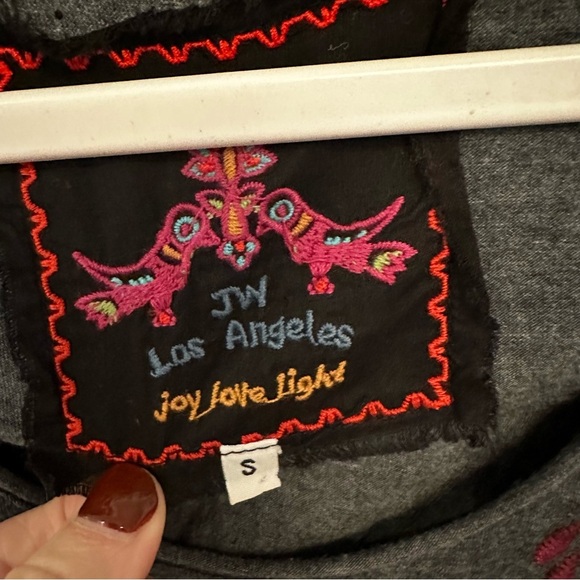 Johnny Was Women’s Boho Grey Long Sleeve Stretch Embroidered Tunic Tee Shirt S - Picture 3 of 9